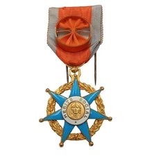 L24/11/25 (REF31823) Officer Medal of Social Merit French Medal