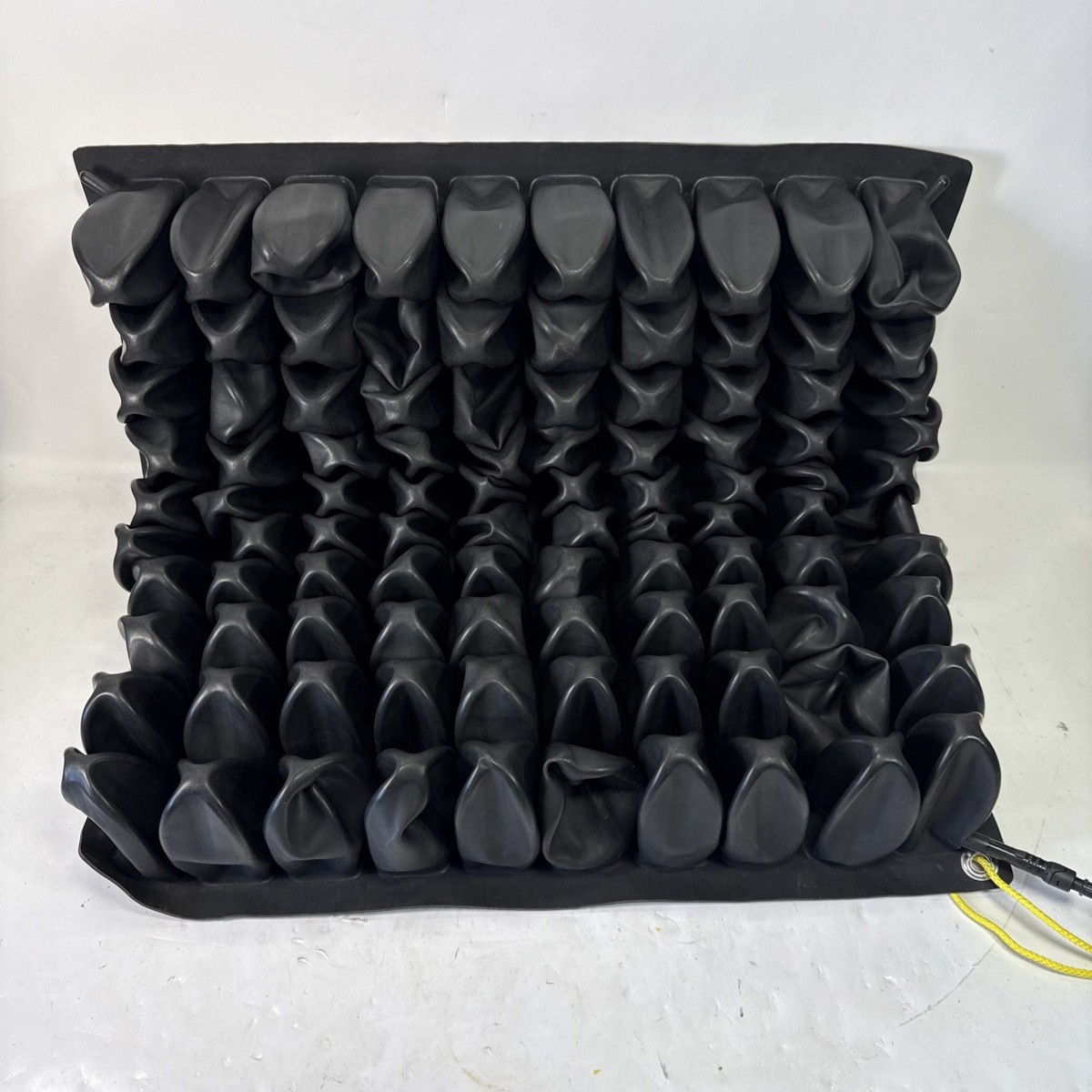 ROHO Mid Profile Wheelchair Air Cushion 1R1010MPC (18.25