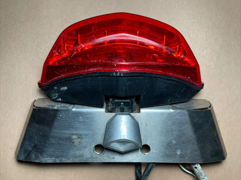 KIT ELIMINADOR GUARDABARROS LUZ FRENO DUCATI MONSTER 696 796 1100 COMPETITION WERKES Foto 2 de 4