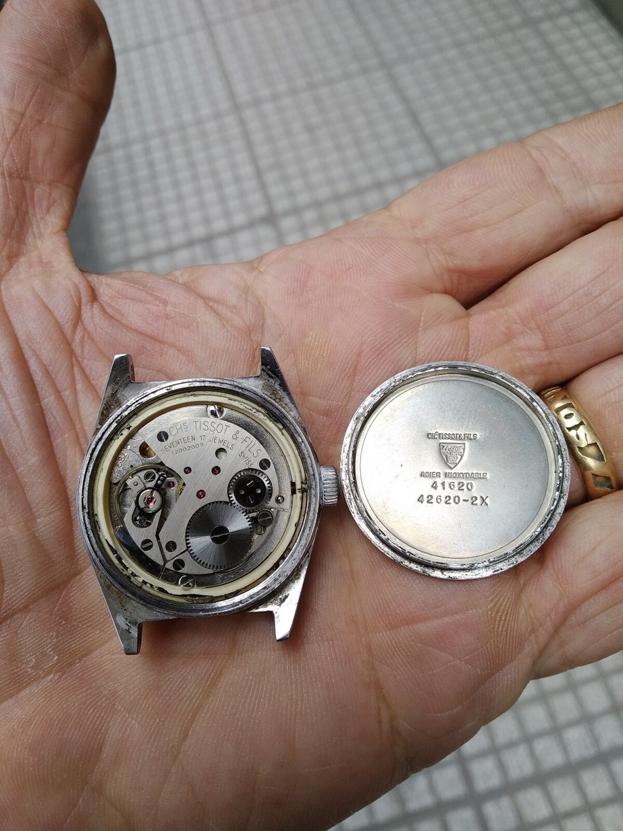 Couronne (crown) Pour Montre Tissot - Diamètre 5,6 Mm - Acier Avec Cache-poussière - Neuve Sans étiquette