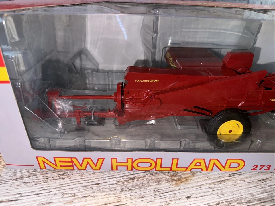 1/16 New Holland 273 Square Baler, 2024 NFTM Renovation Die-Cast SpecCast - Image 3 of 4