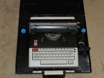 Olivetti Lettera 36-C Self-Correcting Electric Portable Typewriter TESTED WORKS