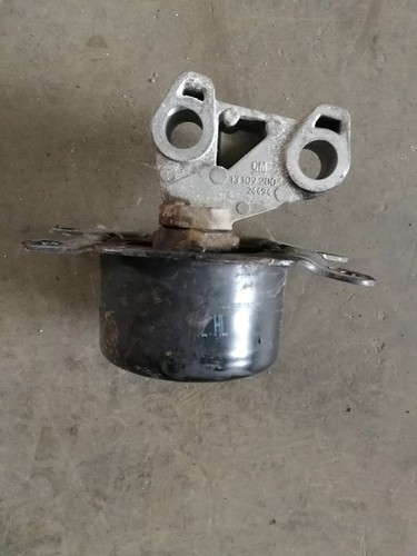 OPEL MERIVA 1.6 16V Lagerbock Motorlager Motorhalter 13109200