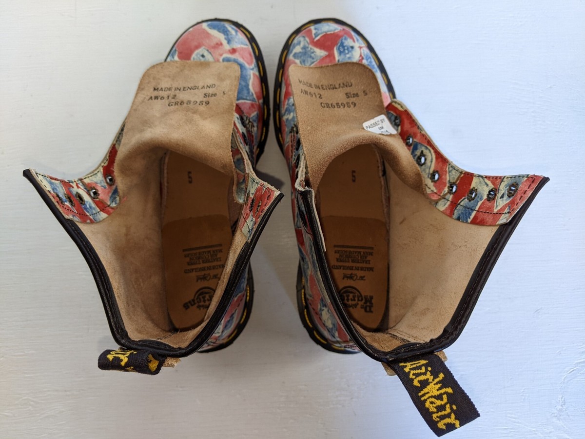 1 DR. MARTENS 8 EYE RED BOOTS BLUE FISH 5UK MADE IN ENGLAND
