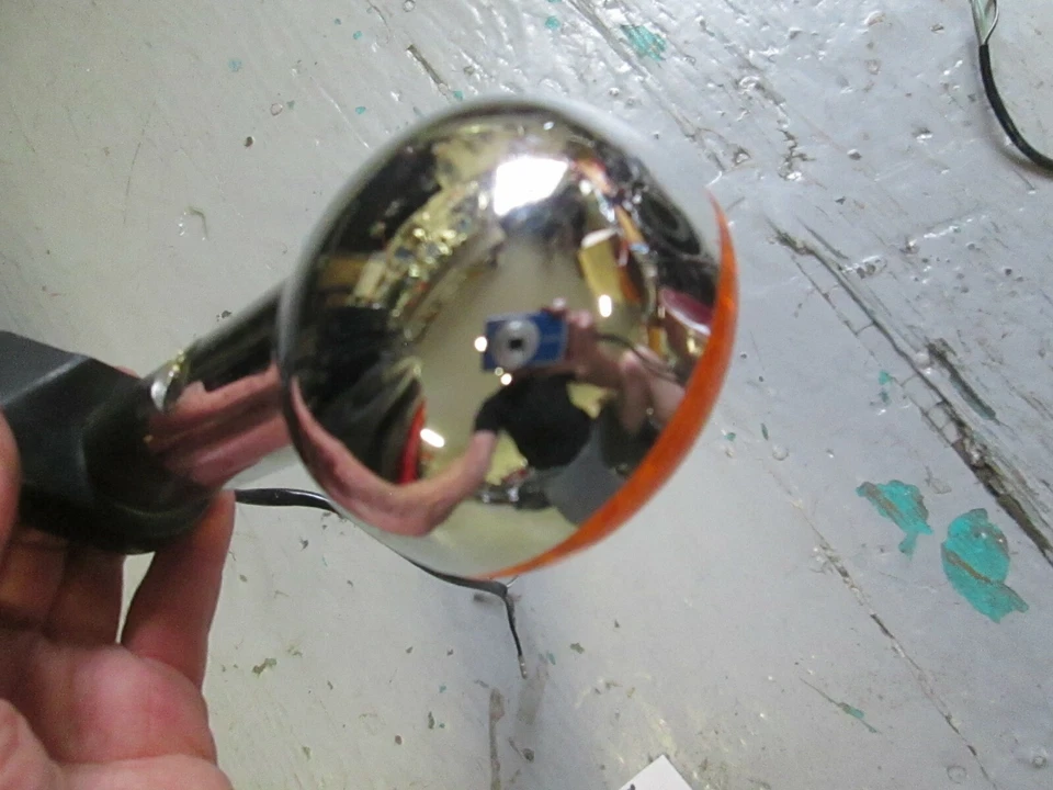 OEM SUZUKI GZ250 MERODEADOR SEÑAL DELANTERA DERECHA, 35601-33DA0 (3 cables) PROBADO Foto 4 de 4