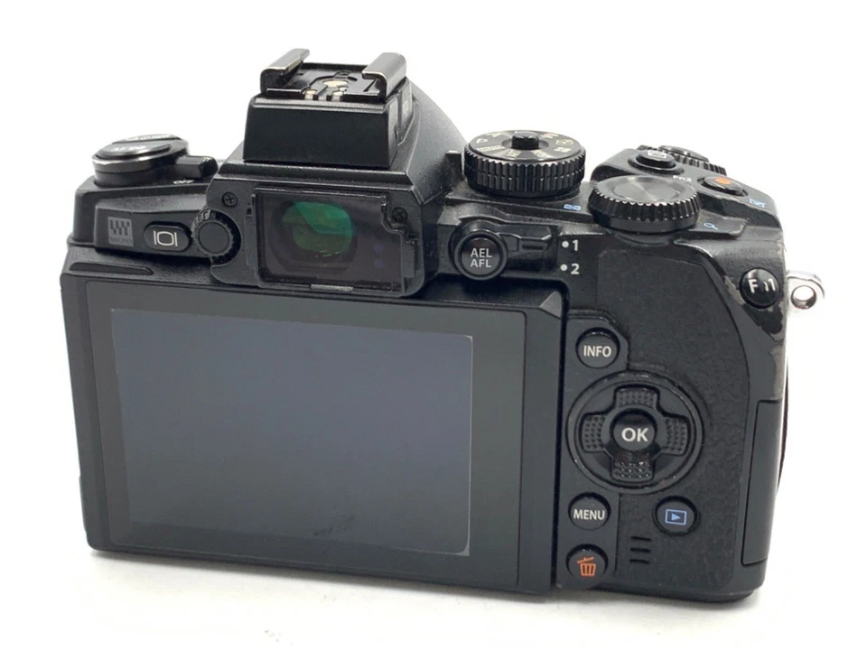 CUERPO OLYMPUS OM-D E-M1 NEGRO -EXC- `0360 Foto 2 de 3