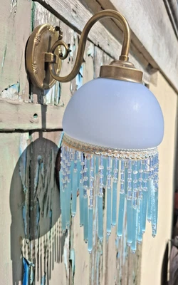 Applique Murale vintage abat jour bleu pampilles Verre Franges et perles bleu - Photo 1/4