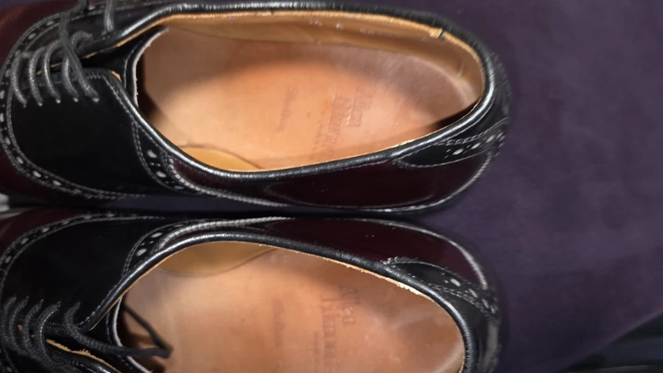 Allen Edmonds Men's Shelton 11.5 C Burgandy & Black Saddle shoes - Image 3 of 4