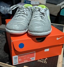 Nike Jr Legend 10 Academy IC Indoor Soccer Shoes, Metallic Silver, Size 6