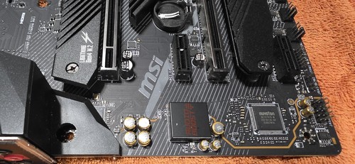 MSI MPG X570 Gaming Pro Carbon Wifi Motherboard With AMD Ryzen 9 3900x CPU - Picture 4 of 9