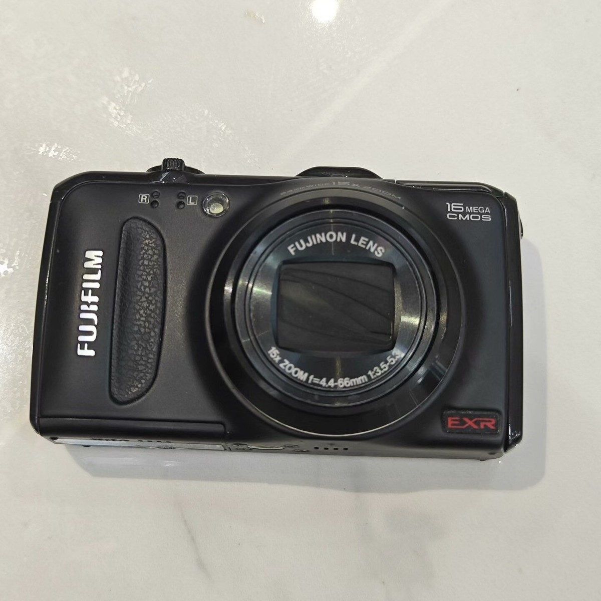 Fujifilm EXR 16メガピクセル Fujifilm EXR 16メガピクセル