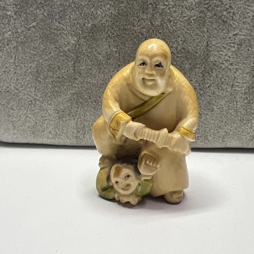 VINTAGE CARVED FIGURINE MULTI-COLOR 2 PERSON  #019 made of  RESIN / JAPAN