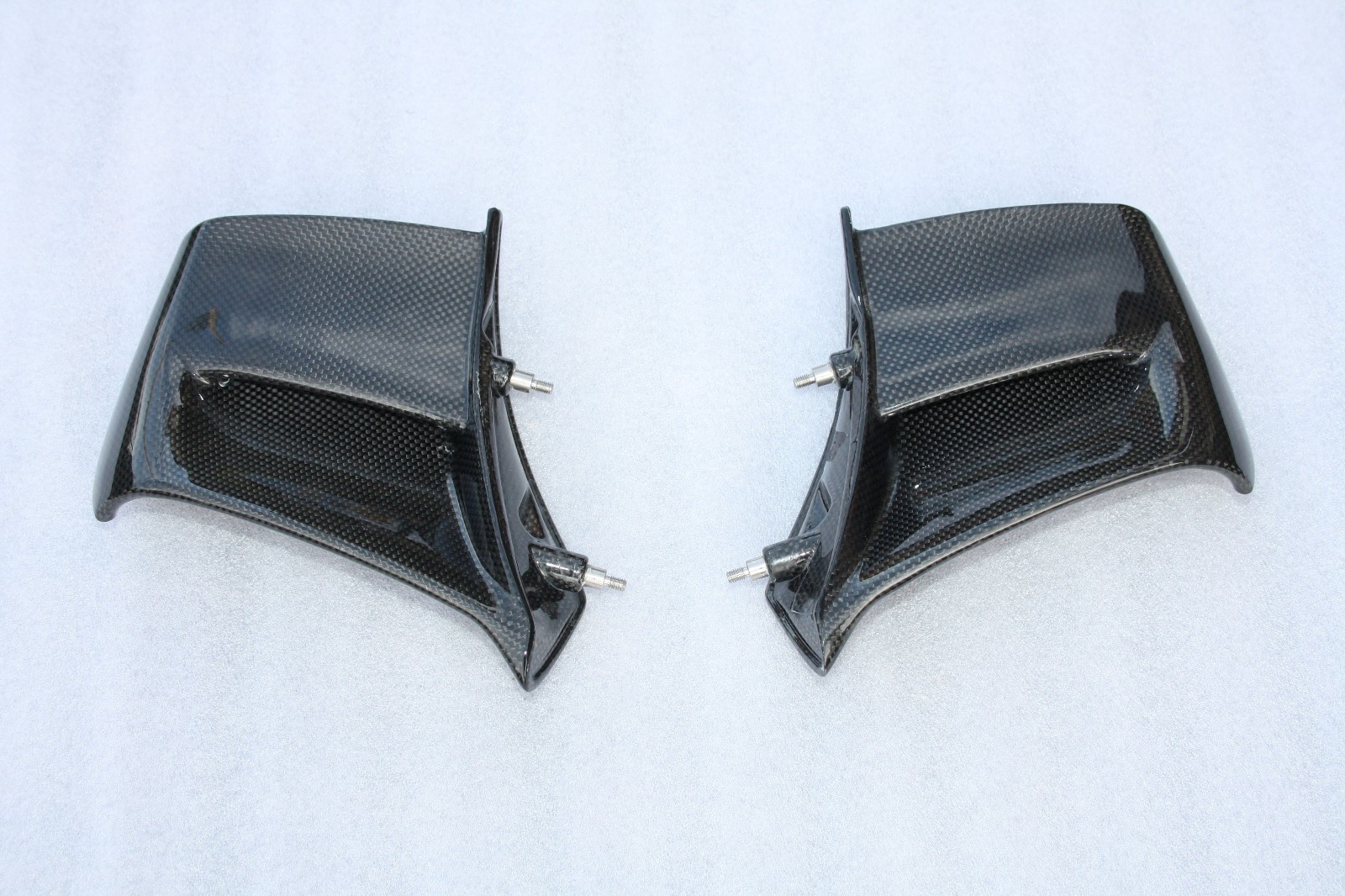 Ailerons en carbone brillant pour Ducati Panigale V4 2025 2026