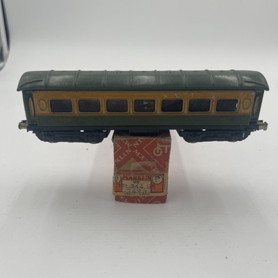 HO SCALE VINTAGE MARKLIN PREWAR LNER PULLMAN 349E PASSENGER TRAIN CAR RARE