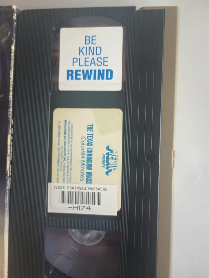 The Texas Chain Saw Massacre: VHS Horror Movie VERY RARE OOP GREY TOP - Image 3 of 4