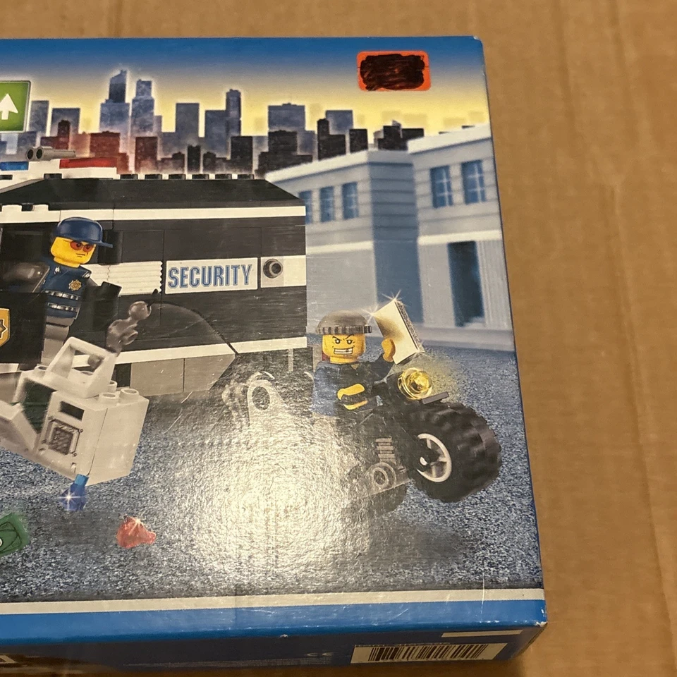 LEGO World City: Armoured Car Action (7033) - Nuevo en caja sellada Foto 2 de 4