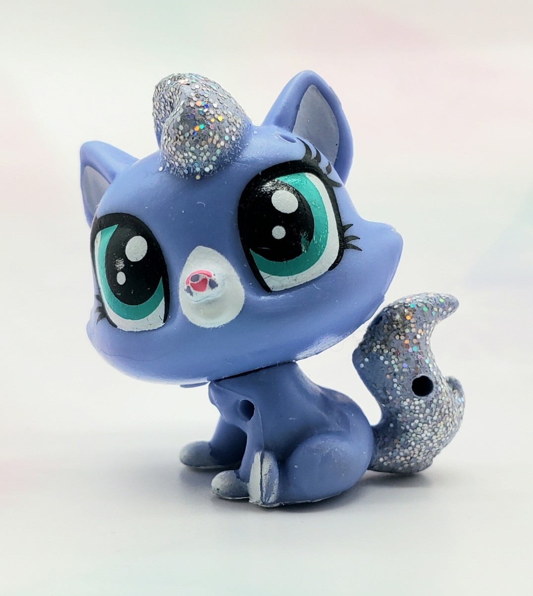 MｏDERN TｏYS製　SＩLVER PET Littlest Pet Shop # 4149 Ziza Glitterton Blue Silver Glitter Mini