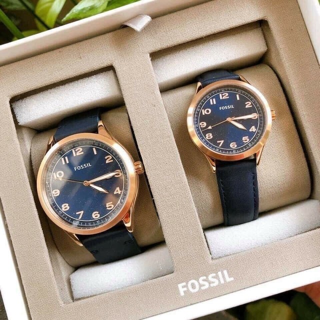 Navy Leather Watch Box Set 