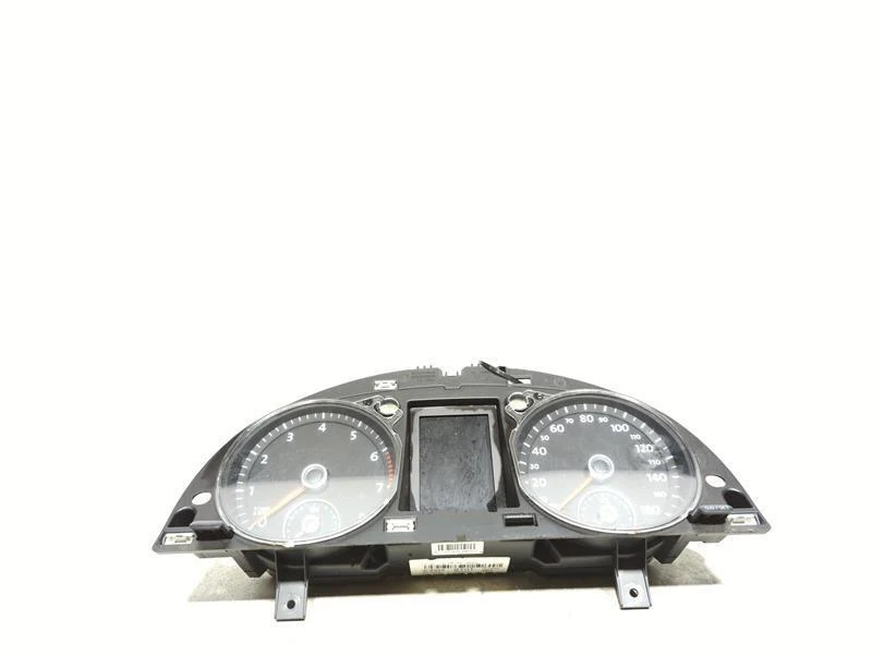 2013 Volkswagen CC Speedometer Gauge OEM White 257-65048 103k Miles - Imagem 2 de 4