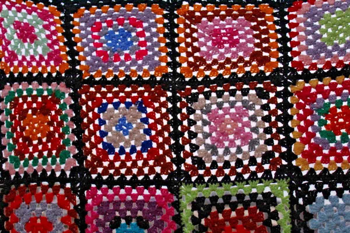 Crochet Knit Light Wool Rug 145 x 125 cm Handmade Retro Rainbow Squares 600-gram