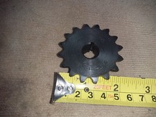 H35B16-1/2" 1/2 Inch Shaft Keyed Round Bore Sprocket 16 Tooth 35 Roller Chain
