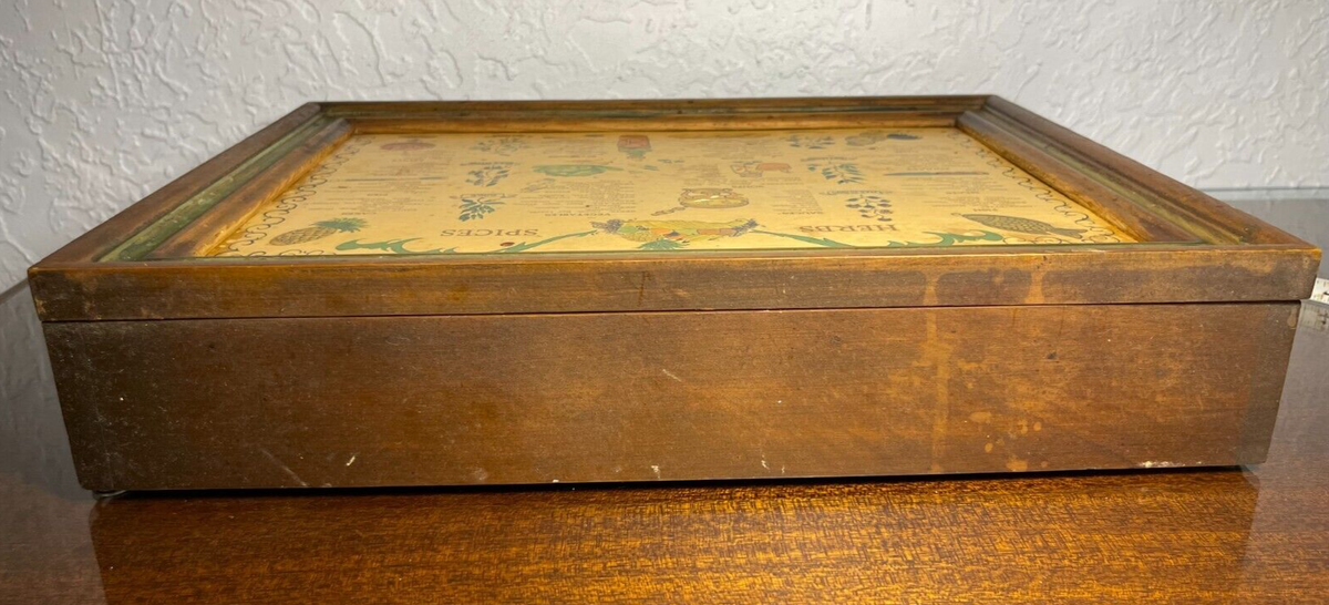 Vtg 1970 Three Mountaineers Inc. Herbs Spices Wooden Wall Spice 