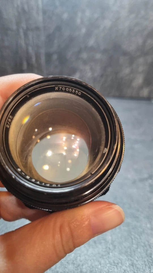 Jupiter-9 85mm f/2 Portrait Lens – M42 Mount – Soviet Vintage - Image 4 of 4