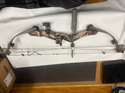 Hoyt Deviator Carbonite Left Handed 80Lb Bow Package | eBay