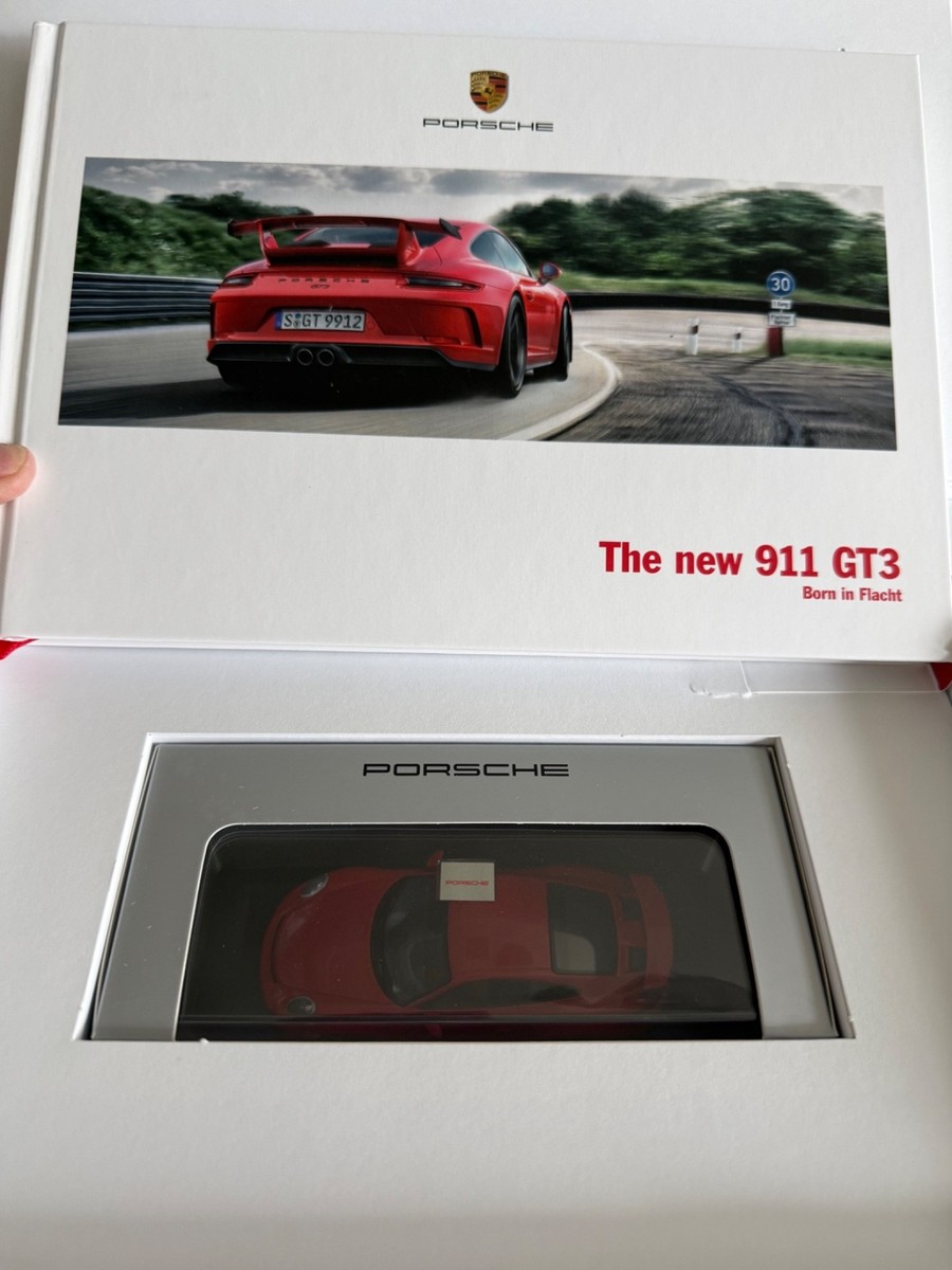 2017 Porsche 911 GT3 Born in Flacht Hardcover Brochure Box Set W 1