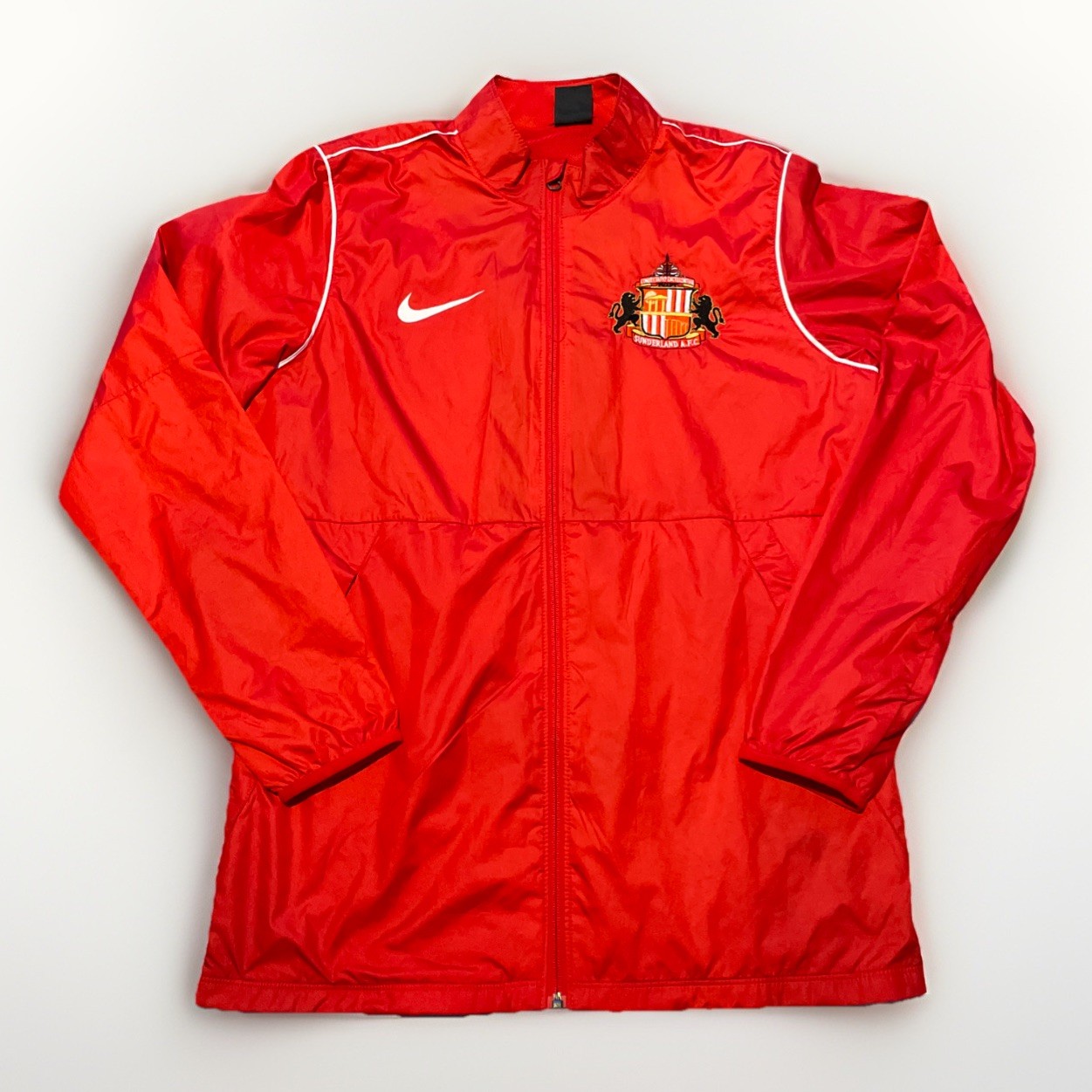 SACAI X NIKE Giacca impermeabile Nike Sunderland full zip rossa taglia media