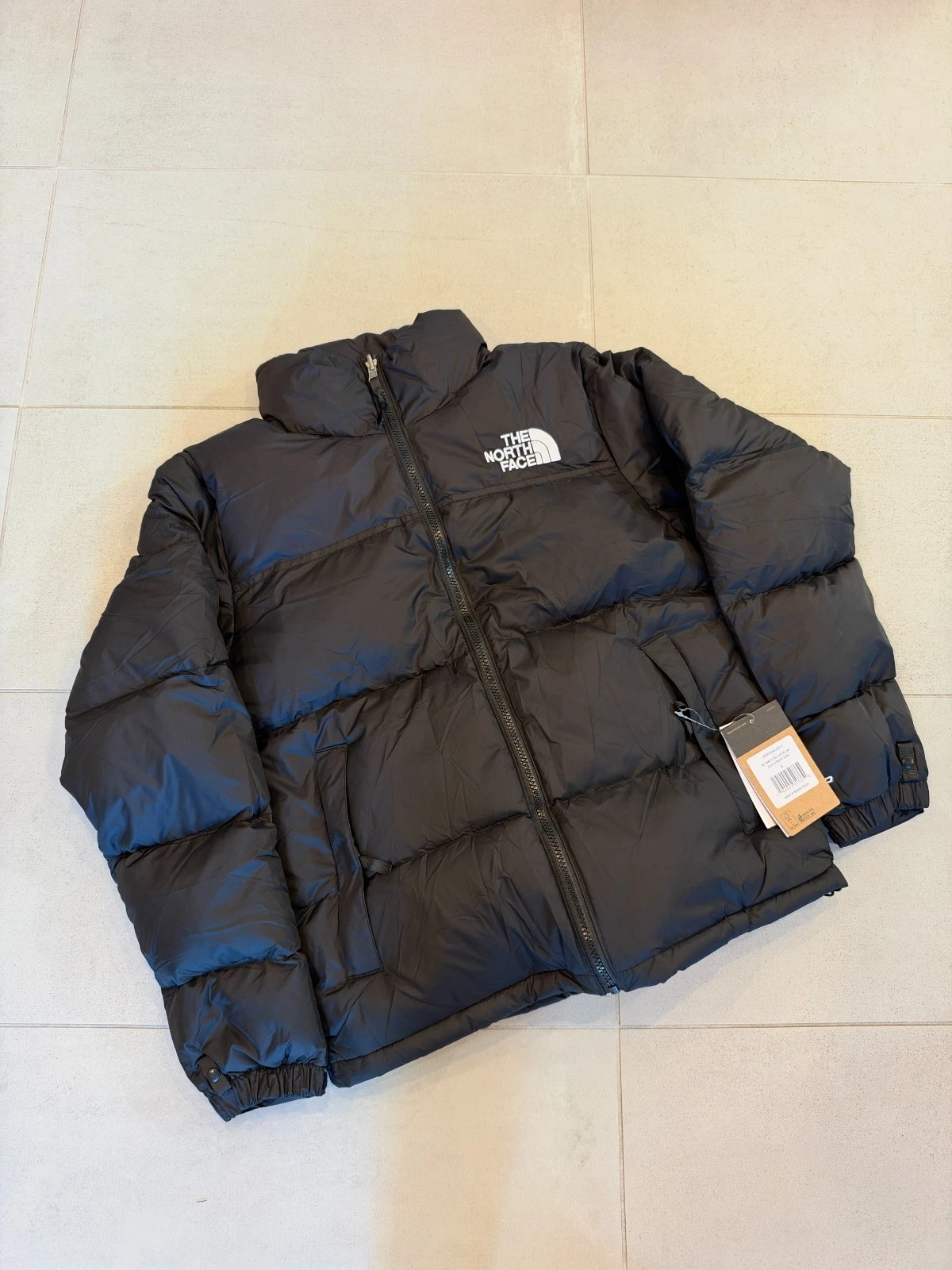 The North Face Men's 1996 Retro Nuptse 700 Down Puffer Jacket Black Size Large - product detail image 1