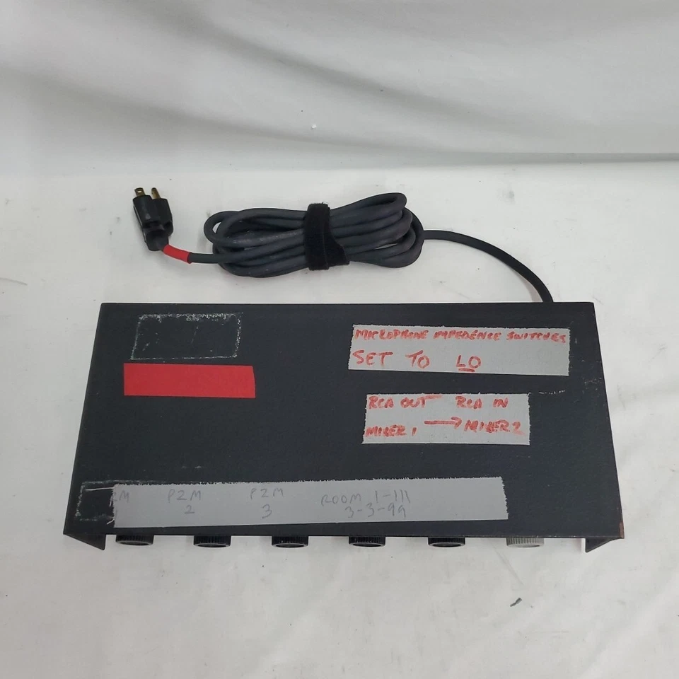 Shure Brothers Microphone Mixer M68FC Vintage 4-CH Mic Mixer - Image 4 of 4