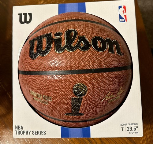 BRAND NEW WILSON Signature Series Indoor/Outdoor NBA Basketball Size 7