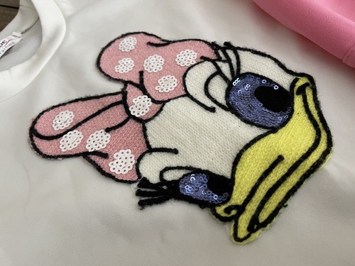 daisy duck bling sweater and pink skirt size 5 outfit - Picture 2 of 11