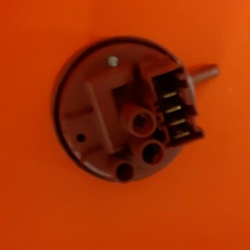 Washing Machine HOTPOINT WMA9P Pressure Switch