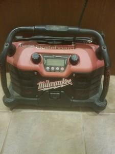 milwaukee radio rockford fosgate speakers