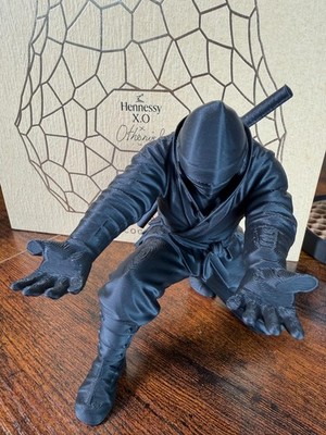 Ninja cigar holder stand - Durable High-Quality Plastic   Desk Lounge Accessory