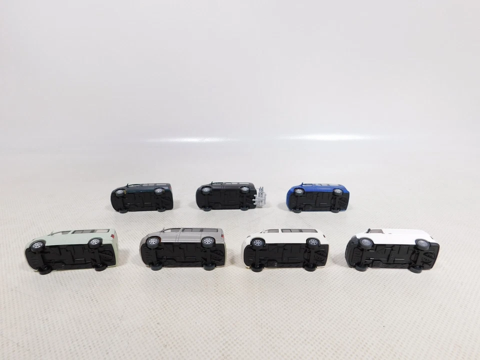 Mint 1:87 H0 7X Trasportatore Autobus Volkswagen VW T6 ? Multivan #EG806-0,5 - Immagine 3 di 4