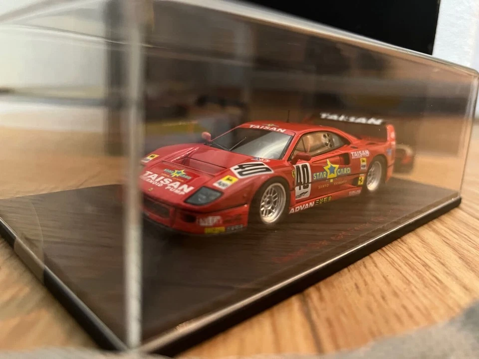 EBBRO Ebbro 1 43 TAISAN Ferrari F40 NO40 JGTC 1995 con caja exterior dañada Foto 2 de 4