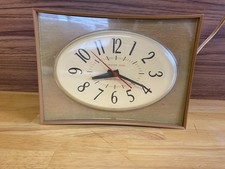 1960-70's Vtg Wall Clock 2130 GE STORAGE FIND POWER TESTED ONLY RUNS READ