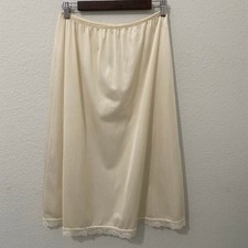 Vintage Half Slip Size L Length 28" Cream Nylon long Modest Classic Lace Trim