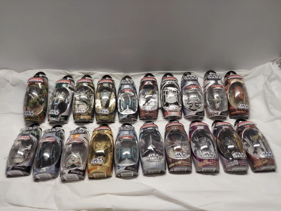 *Tú eliges y eliges una* Micro máquinas Galoob fundidas a presión Star Wars Titanium Series Foto 4 de 4