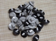 20X ZIERLEISTE CLIPS FÜR OPEL VIVARO RENAULT TRAFIC KANGOO IVECO 500326896