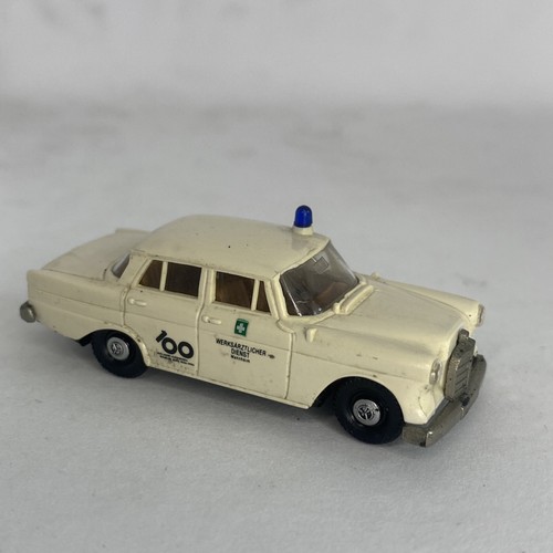 Brekina HO 1/87 Mercedes-Benz 100 Years Automobile Limited Edition Gift Box - Picture 5 of 9