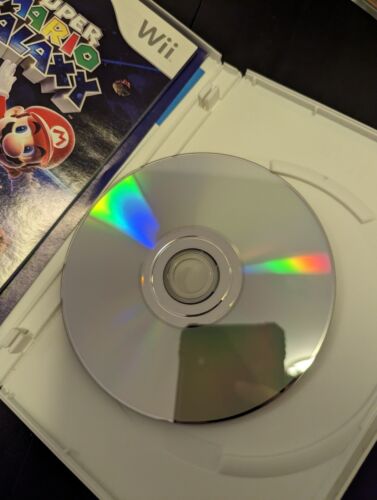 Super Mario Galaxy (Nintendo Wii) Complete w/ Manual CIB - Picture 3 of 3