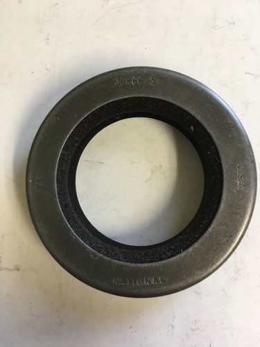 1933-54 Chevy 1953-55 Corvette Wheel Seal Rear National 30666S NORS OEM 3705796 - Foto 3 di 12