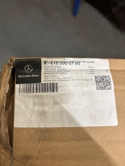 Genuine Mercedes radiator A4155000700 suitable for Citan or Renault 214102845R - Image 2 of 3