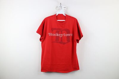 Vintage Mens Medium Old English D Detroit Red Wings Hockey Short Sleeve T-Shirt