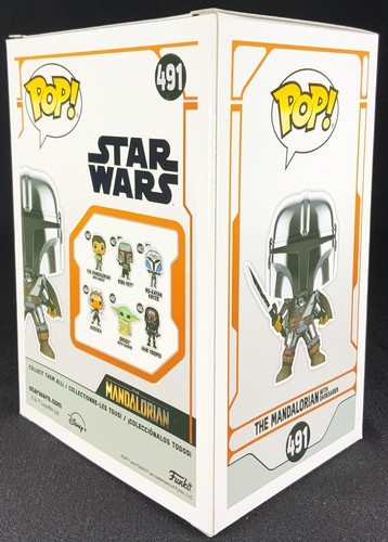 POP CAVE 2021 - Mandalorian with Dark Saber: GITD CHROME Box Warehouse Exclusive - Picture 7 of 11