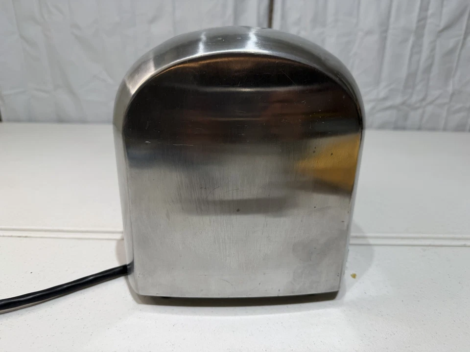 Magimix Le Toaster 2 Stainless Steel 2 Slice Wide Slot Bagel Defrost 1250W - Image 3 of 4